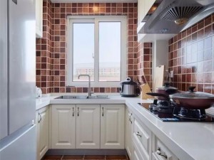 现代美式风格厨房装修效果图 纯白色橱柜图片