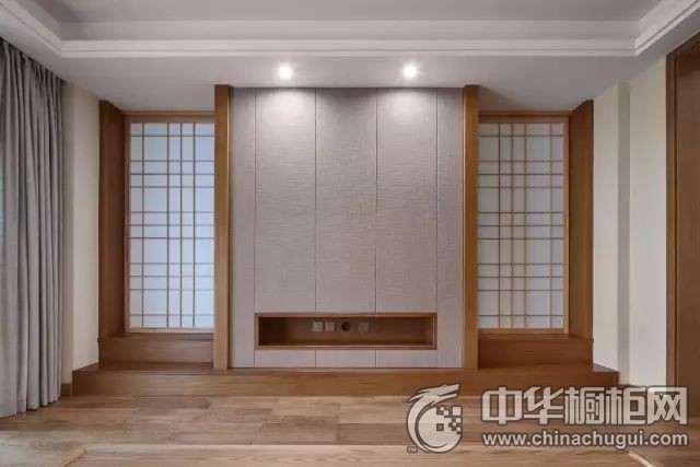 日式风格三居室厨房装修效果图 双色橱柜装修大全_4