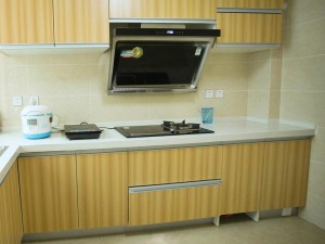 韩式风家装厨房设计效果图 原木色整体橱柜图片
