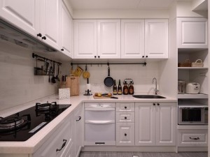 小户型白色厨房装修效果图 北欧橱柜设计图