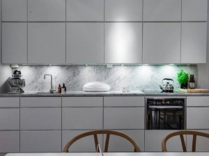 北欧开放式厨房设计效果图 一字型橱柜设计图